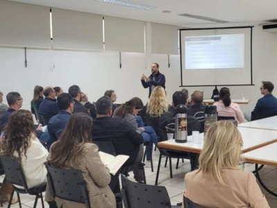 TREINAMENTO DA PREFEITURA, NO SALÃO DA ACIC