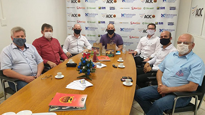 Patrocinador Ideias na Mesa - SICREDI