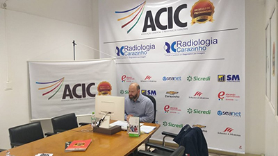 Ana Amélia Lemos participou do Ideias na Mesa da ACIC.