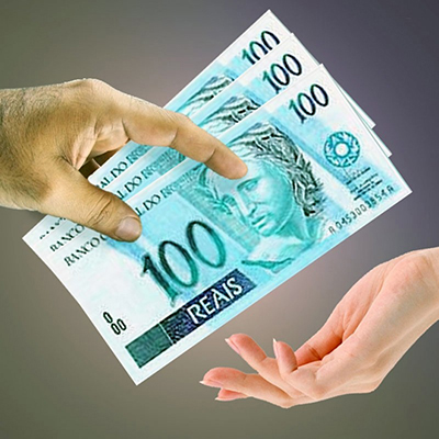MAIORIA DOS CONSUMIDORES INSCRITOS NO CADASTRO POSITIVO ESTÁ COM AS CONTAS EM DIA, REVELA BOA VISTA SCPC