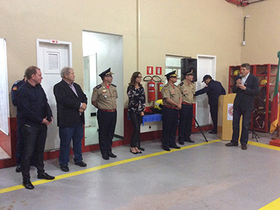 PRESIDENTE DA ACIC RECEBE HOMENAGEM DO CORPO DE BOMBEIROS MILITAR DO RS