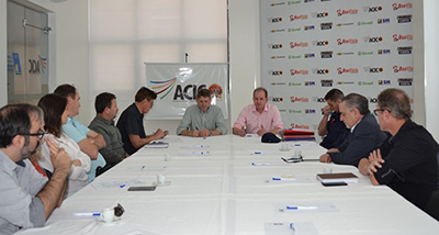 REUNIÃO NA ACIC DEFINE AVANÇOS NA ÁREA DE CONSTRUÇÃO CIVIL DE CARAZINHO