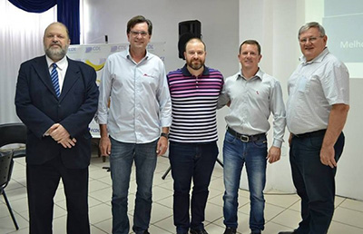 VICE PRESIDENTE DA ÁREA COMERCIAL E DIRETOR EMPREENDEDORISMO DA ACIC PARTICIPAM DE ALMOÇO/ PALESTRA NO PALÁCIO DO COMÉRCIO