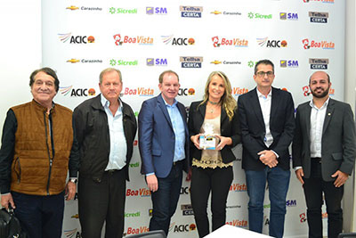 Ana Claudia Schmitt foi a convidada especial do Ideias na Mesa
